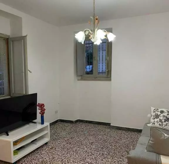 Casa Adorna Appartamento A Cupra Marittima A 300 Metri Dal Mare