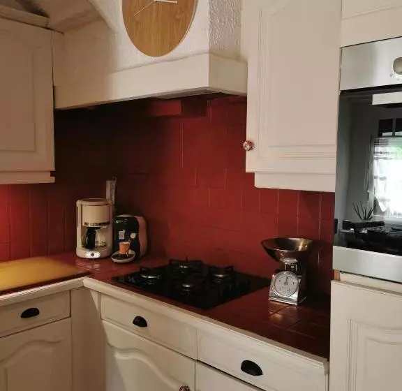 La Maison D Yvonne