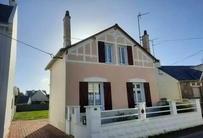 Maison Au Calme, Proche Centre Et Mer, Jardin Clos