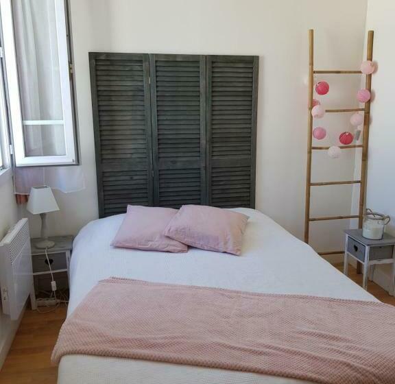 Maison Au Calme, Proche Centre Et Mer, Jardin Clos