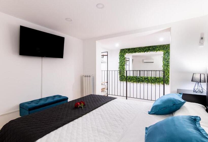 Principe Di Villafranca Suite