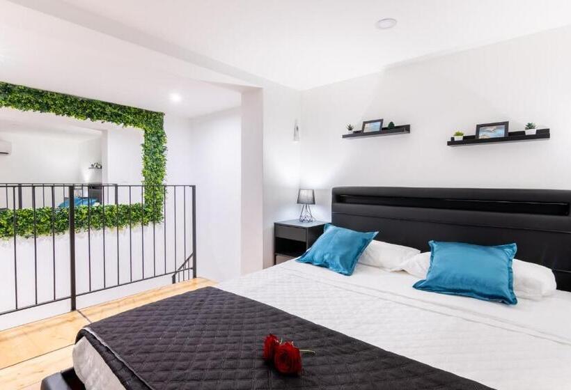 Principe Di Villafranca Suite