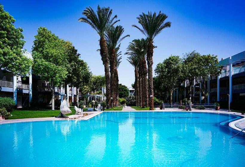 Royal Park By Sun And View