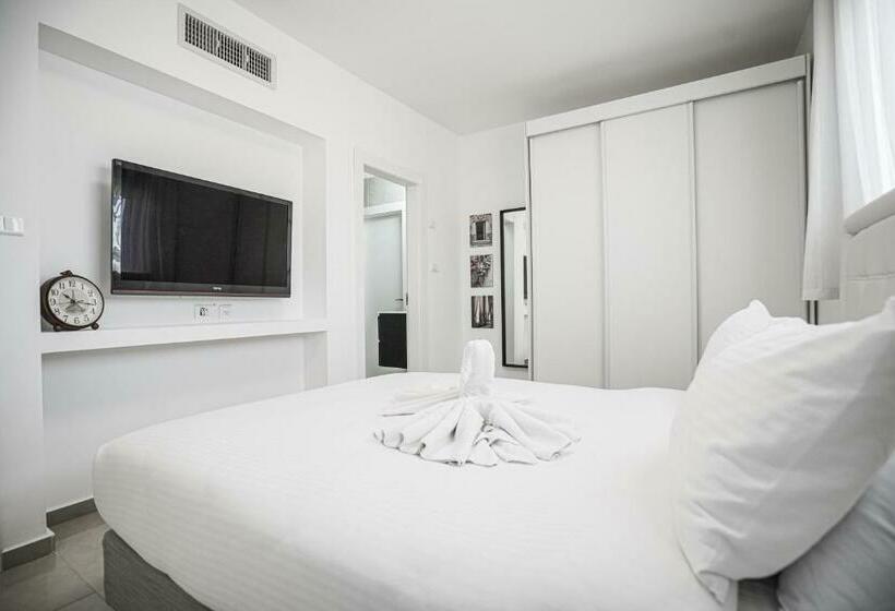 Royal Park By Sun And View