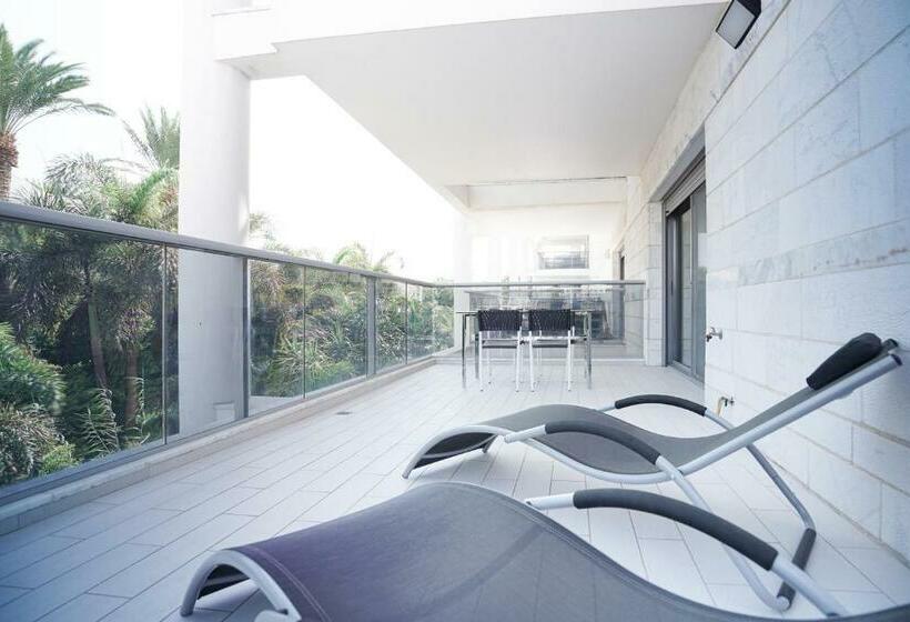 Royal Park By Sun And View