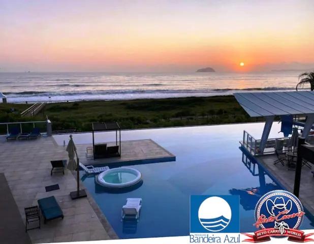 Apê Estilo Resort C/ Pé Na Areia E Vista Mar, Próximo Ao Beto Carrero