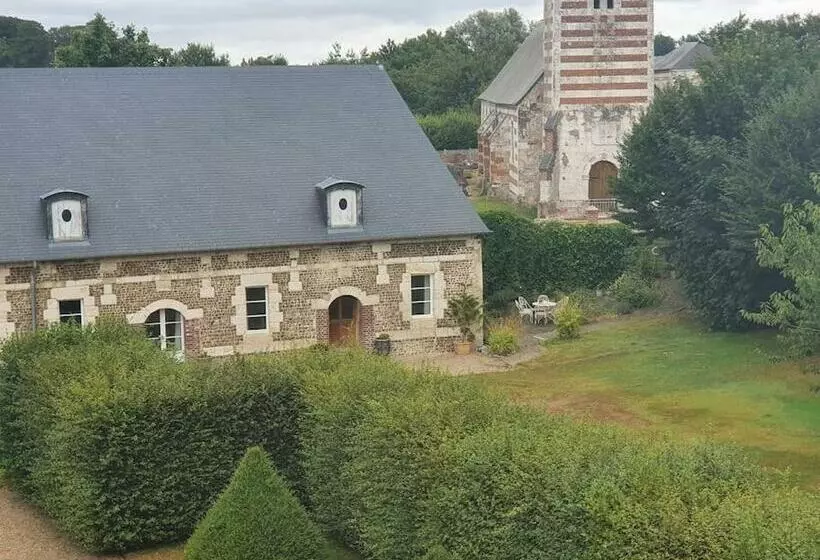 Gite L Orangerie Du Château D Emalleville