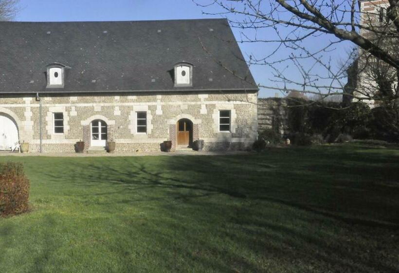 Gite L Orangerie Du Château D Emalleville