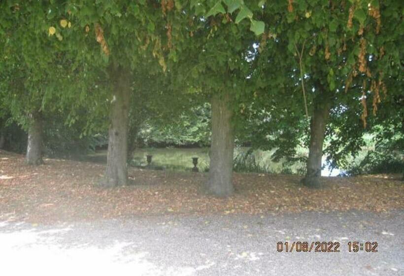 Gite L Orangerie Du Château D Emalleville