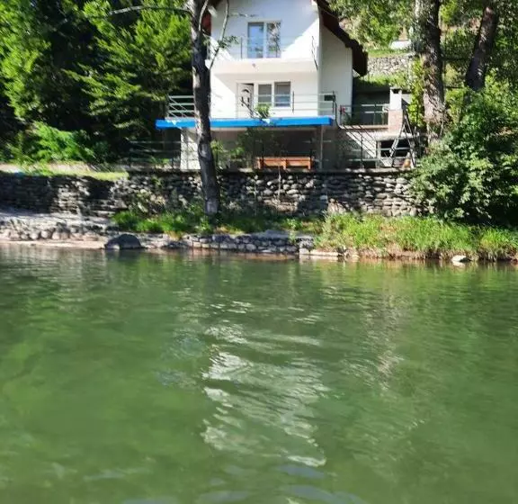 Vikendica Krivaja Ribnica Odmor Na Krivaji