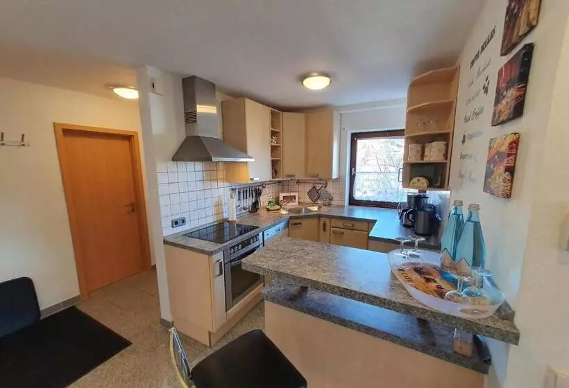 Ferienhaus Sonnengelb Im Herzen Des Schwarzwaldes