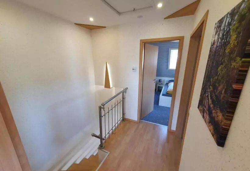 Ferienhaus Sonnengelb Im Herzen Des Schwarzwaldes