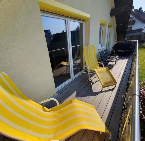 Ferienhaus Sonnengelb Im Herzen Des Schwarzwaldes