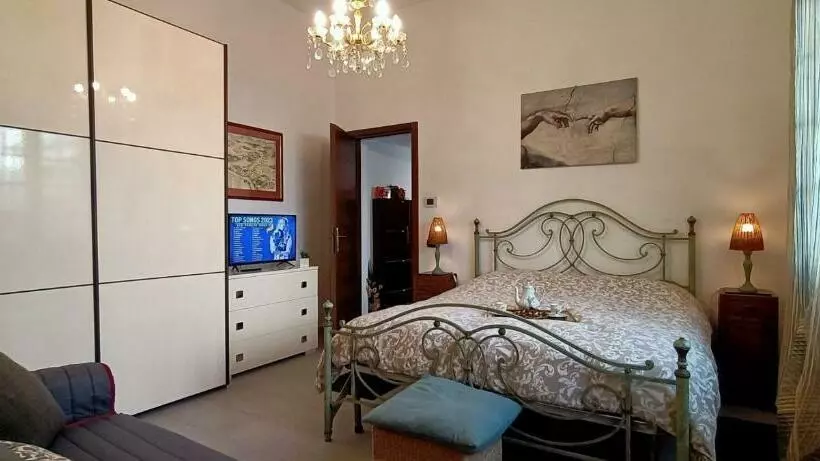 Lovely Beach House For Two