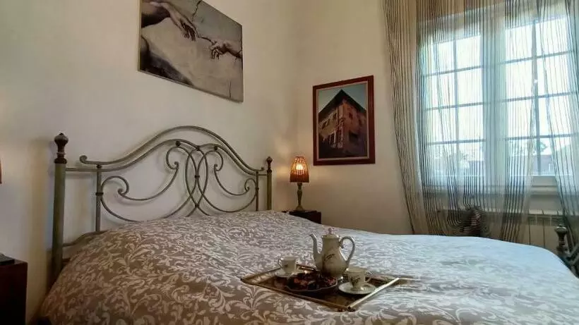 Lovely Beach House For Two