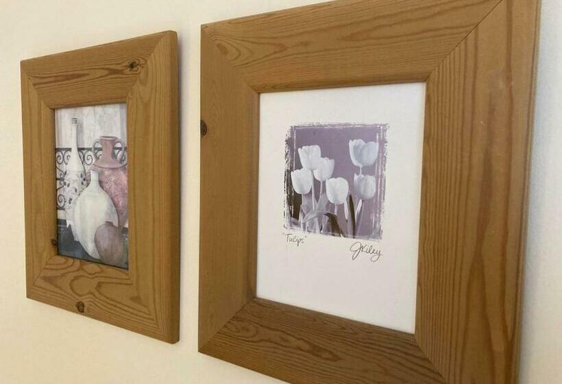 The Oldschool House Cottage