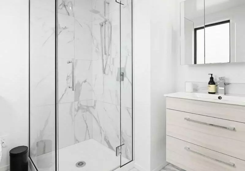 Central Convenience On Armagh