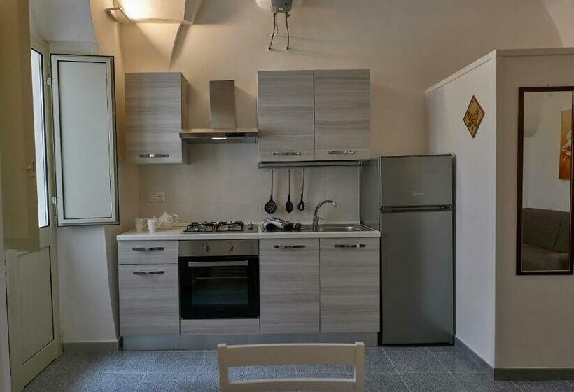 Corte Laura Nel Cuore Di Maglie