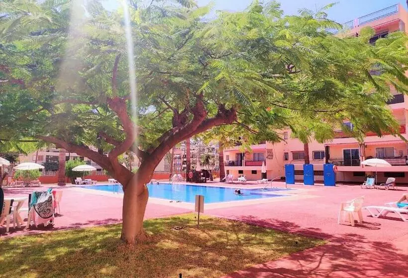 Cris Sol Apartments
