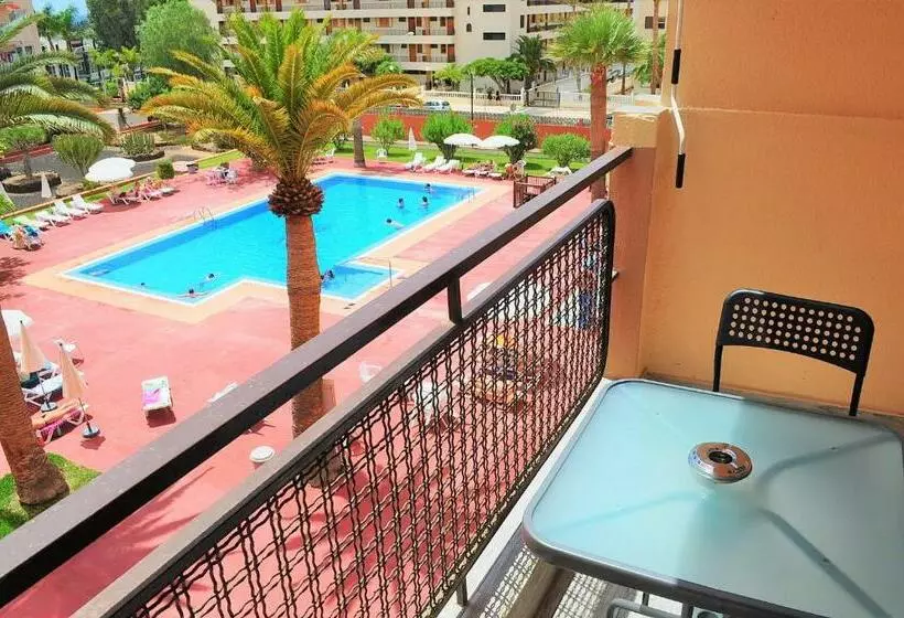 Cris Sol Apartments