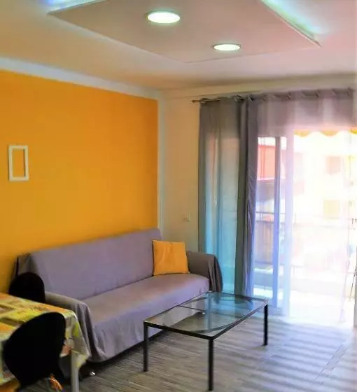 Cris Sol Apartments