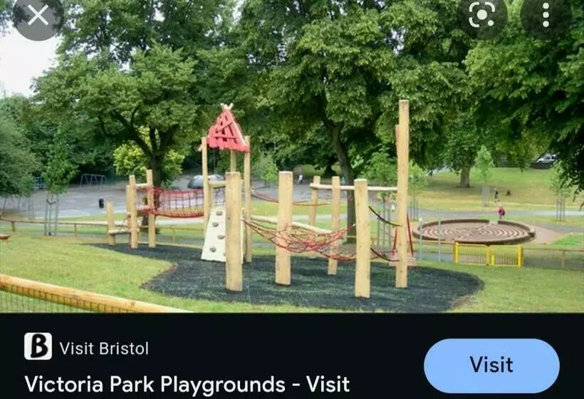 Elegant And Central Two Bedrooms House