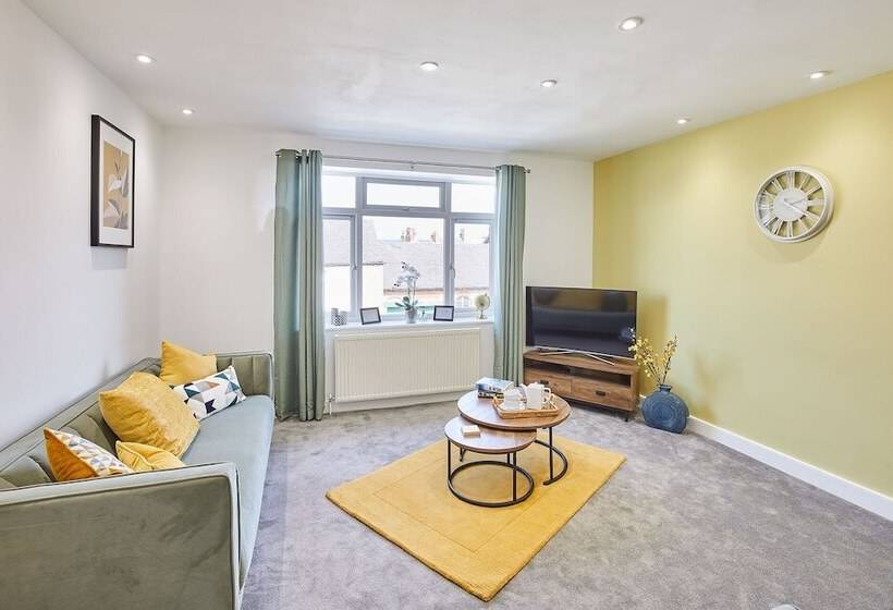 Host Stay Morgan S Rest