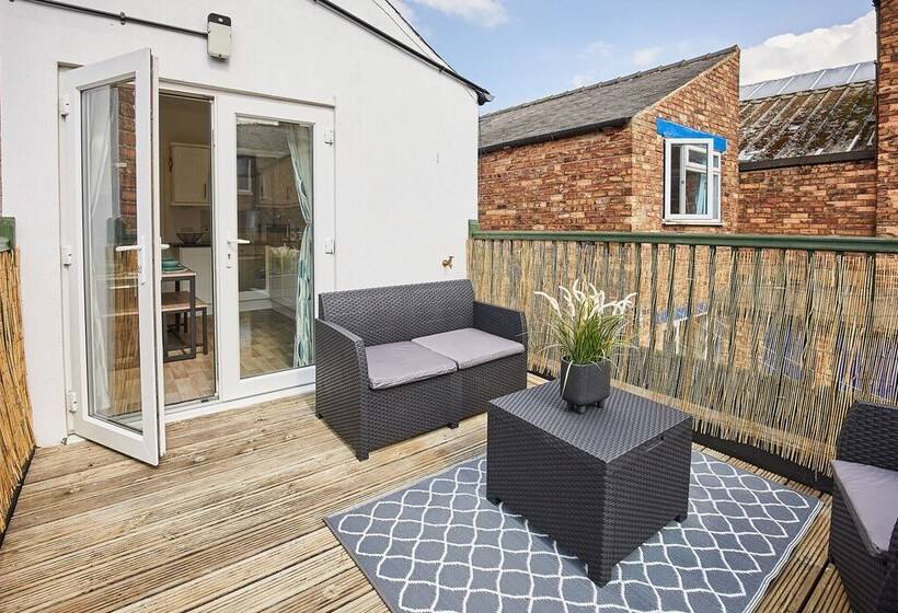 Host Stay Morgan S Rest