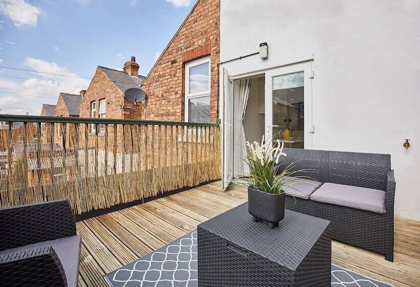 Host Stay Morgan S Rest