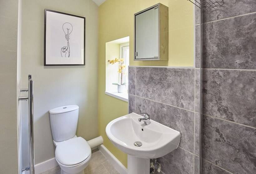 Host Stay Morgan S Rest