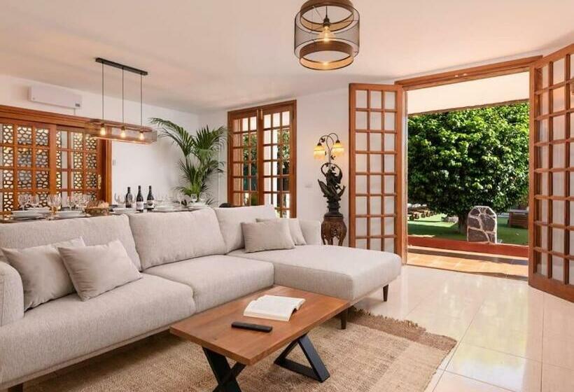 Karat Villa Fernanda