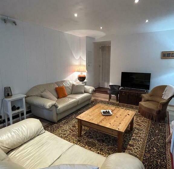 La Capitainerie, La Plage à 5 Minutes à Pied !