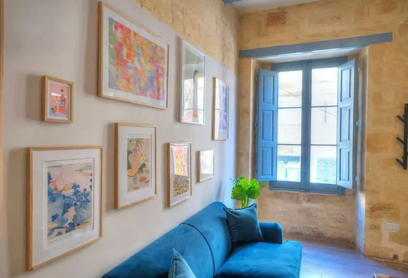 Beautifully Furnished Flat In The City Center Jbal1 1