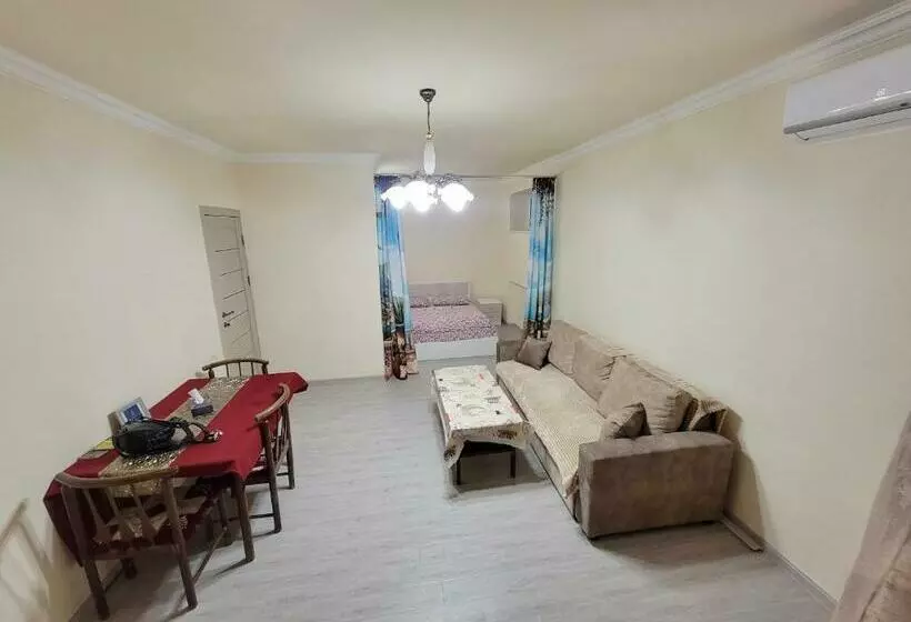 Sunny Apartment Close To Erebuni Mall