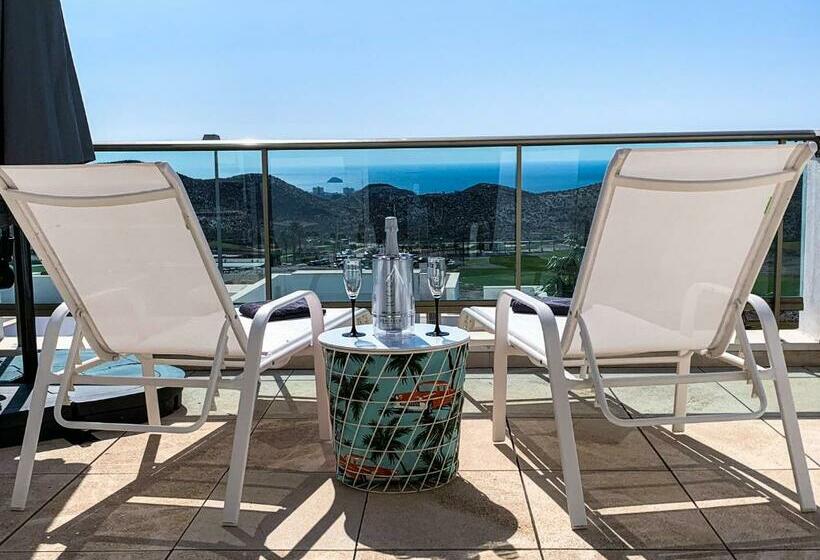 El Pequeño Paraíso