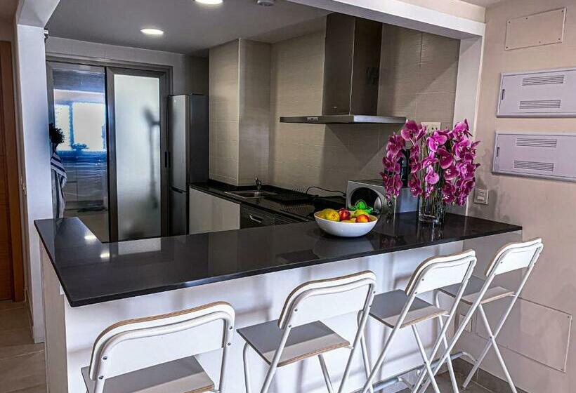 El Pequeño Paraíso