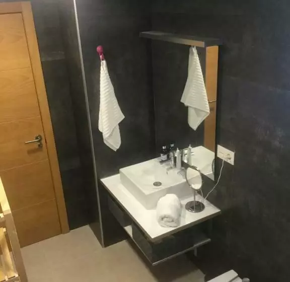 El Pequeño Paraíso