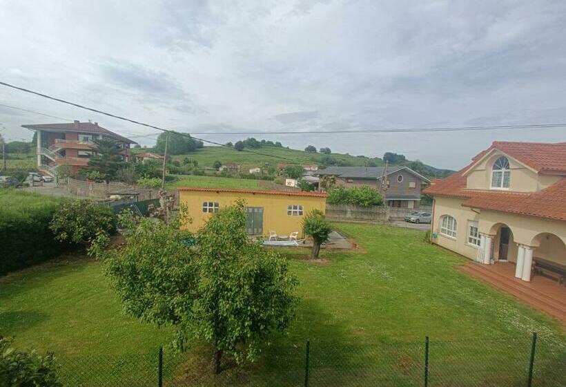 Planta Baja En Chalet Con Encanto