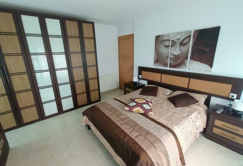 Planta Baja En Chalet Con Encanto