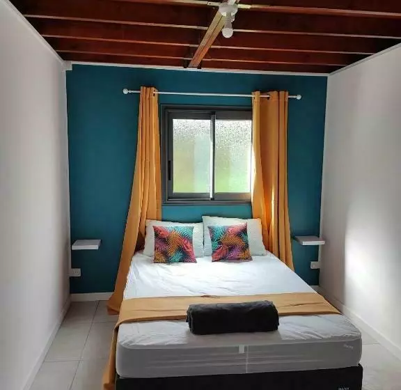 Ti Kaz Fond De Puits