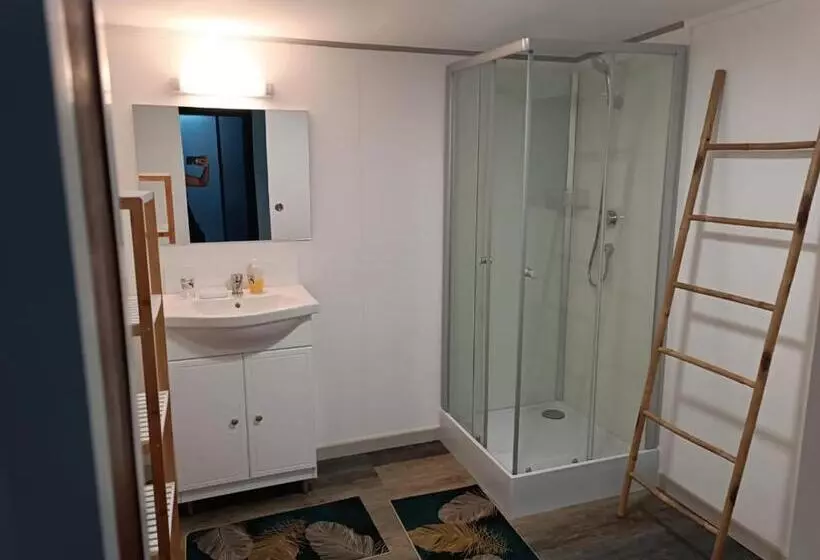 Ti Kaz Fond De Puits