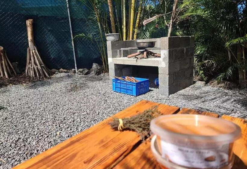 Ti Kaz Fond De Puits