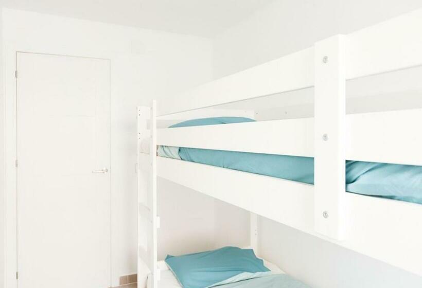 Zeezicht Appartement Aan Het Strand, 2 Slaapkamers, Airco