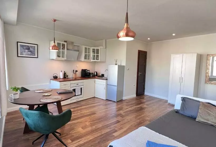 Cityview Apartment