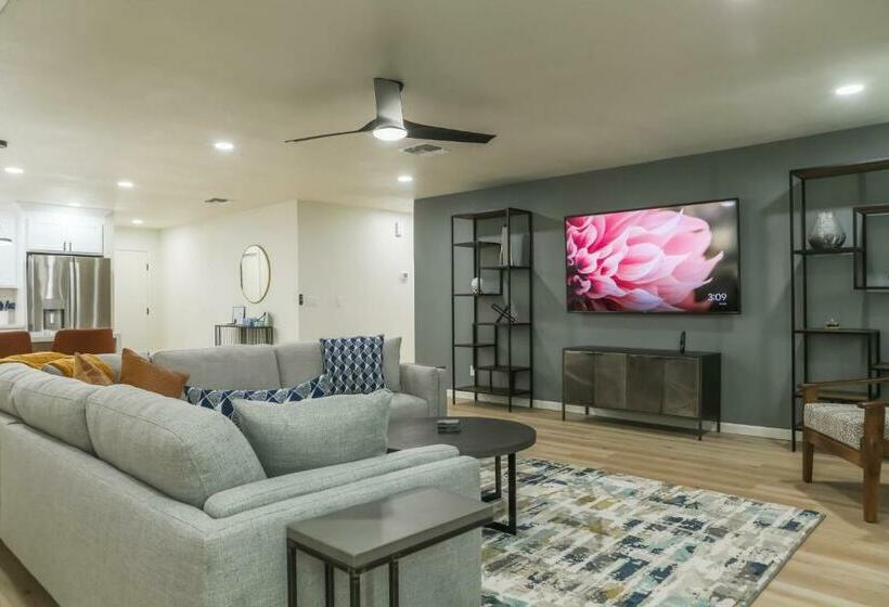 Cozy House W Putting Green Mtn Views Bbq