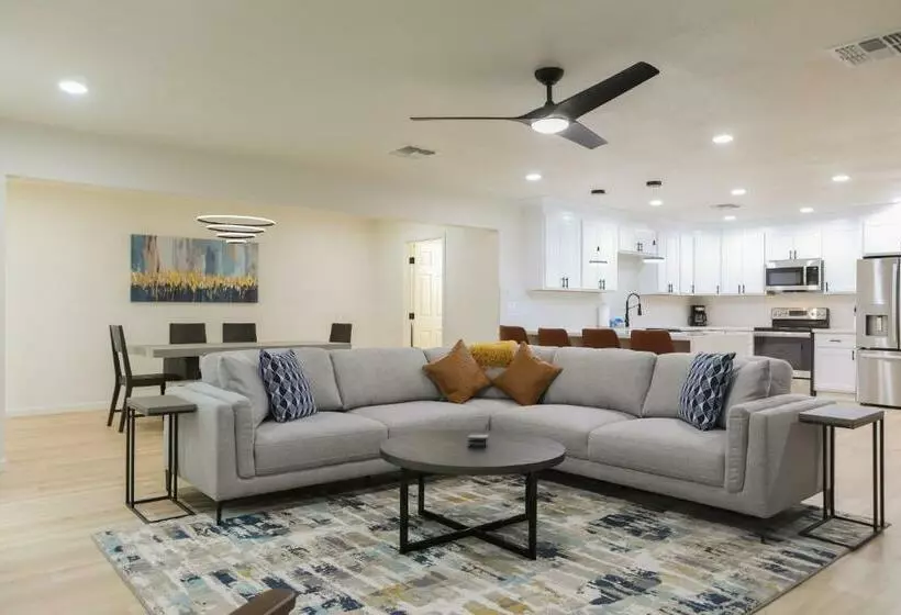 Cozy House W Putting Green Mtn Views Bbq