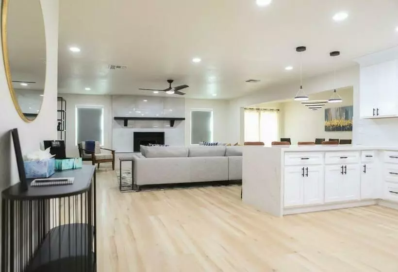 Cozy House W Putting Green Mtn Views Bbq