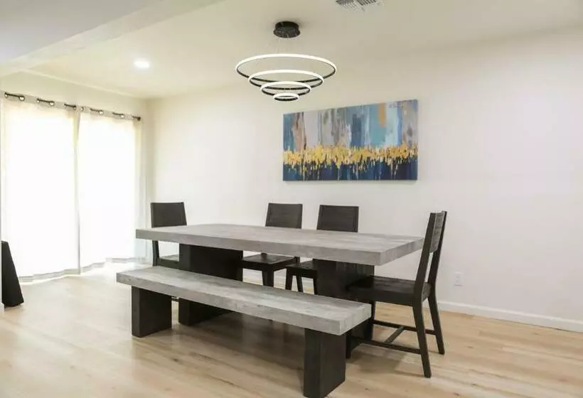 Cozy House W Putting Green Mtn Views Bbq