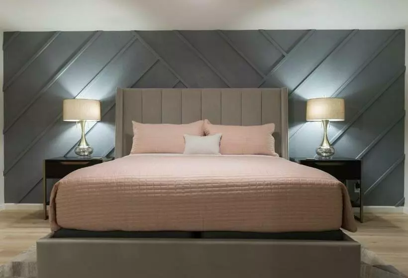 Cozy House W Putting Green Mtn Views Bbq