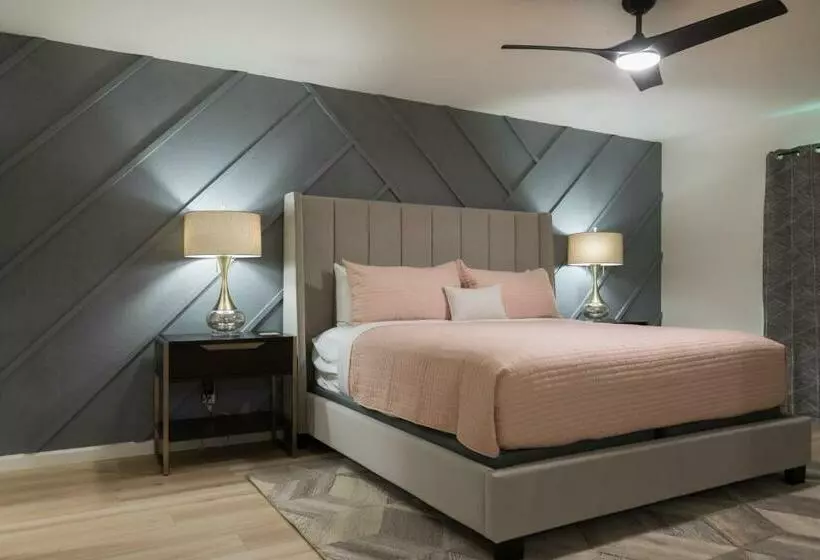 Cozy House W Putting Green Mtn Views Bbq